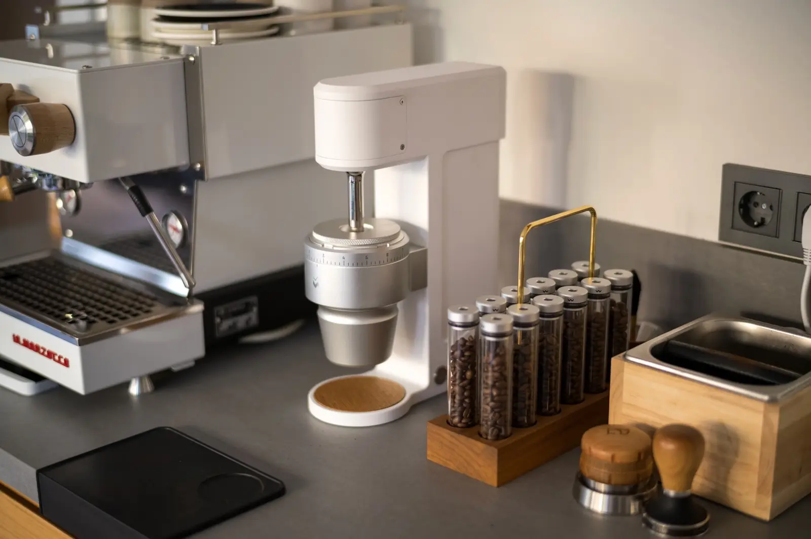 Fatih Arslan's coffee setup with Moccamaster and Fellow Ode grinder